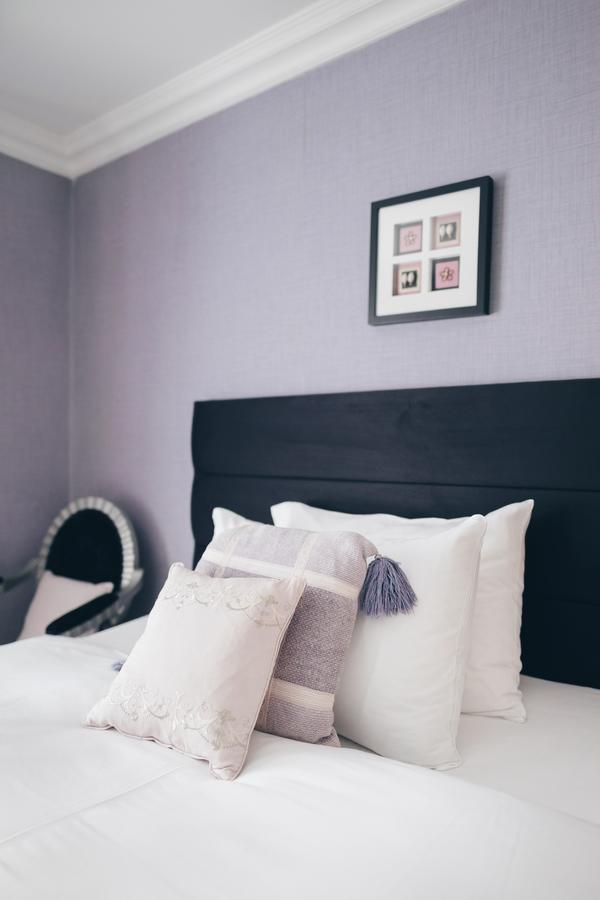 Elizabeth House Hotel Бракнелл Екстер'єр фото